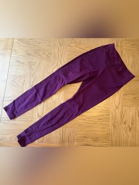 Fabletics Women’s High-Waisted Legging